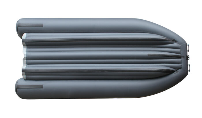 16-06 Лодка Reef Triton 370 Fi S-Max с интегрированным фальшбортом